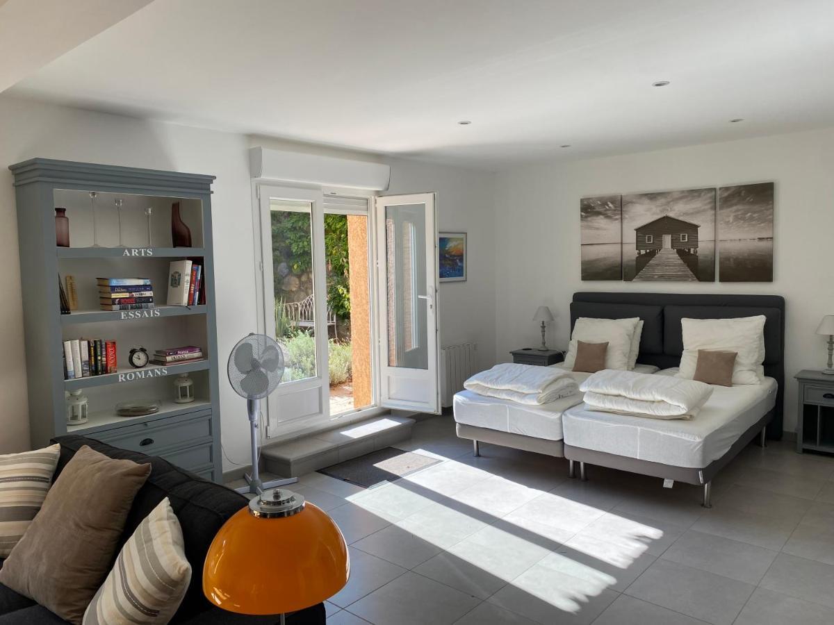 Appartement Et Studio Les Glycines Clara Exteriér fotografie
